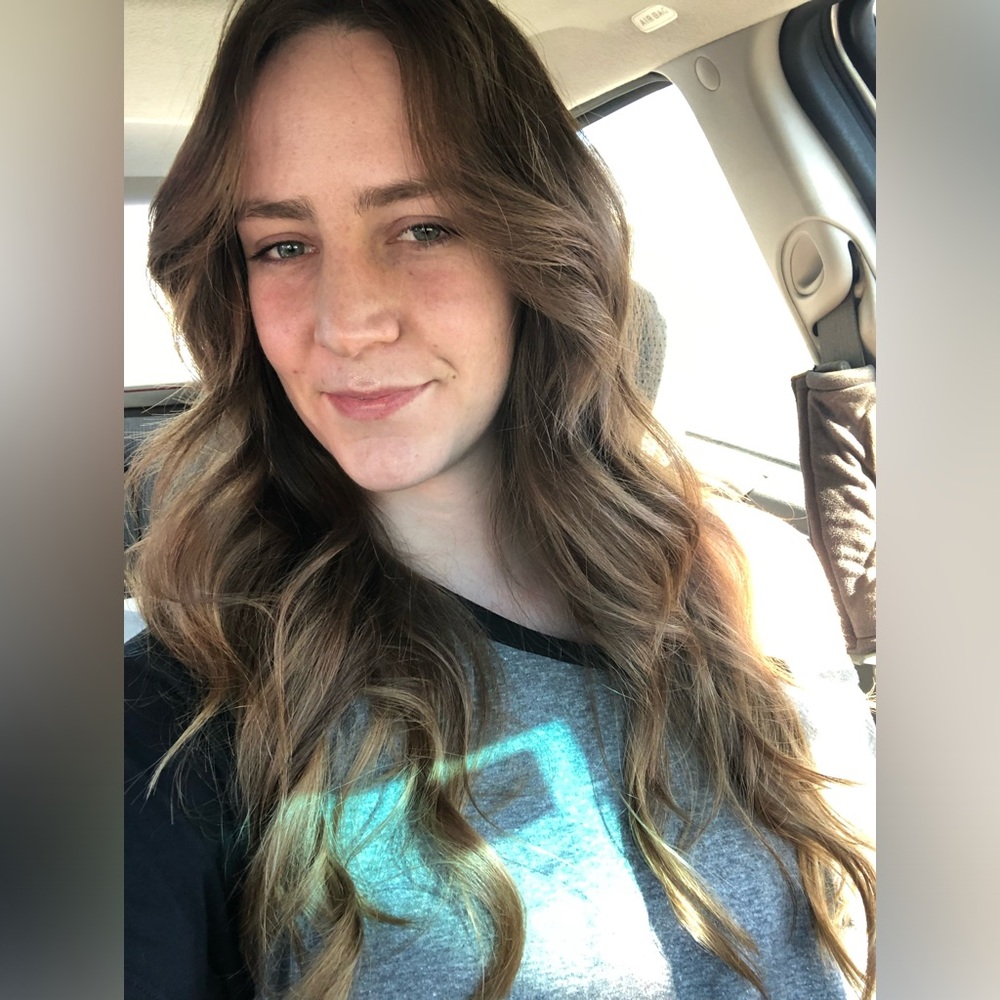 Meet your Posher, Hannah